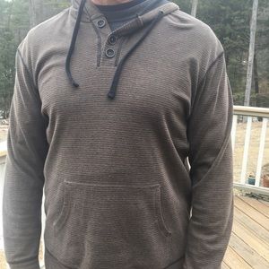 Men's lightweight hoodie pullover